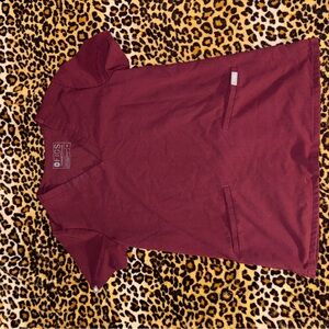Figs Maroon 2 pocket Scrub Top